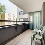 Urban Living By Bookinghost Daire